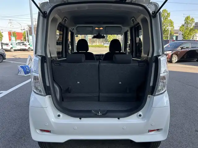 日産 デイズ ルークス ハイウェイスターX 愛媛県 2020(令2)年 7.3万km ホワイトパール 禁煙車/登録時走行距離：72365km/純正ナビ/Bluetooth/CD/DVD/フルセグTV/助手席側パワースライドドア/アラウンドビューモニター/ETC/ドライブレコーダー/レーンキープアシスト/LEDヘッドランプ/オートライト/ハイビームアシスト/オートエアコン/本革巻きステアリング/純正アルミホイール/エンジンスタートボタン