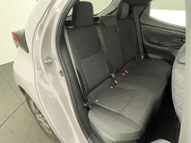 トヨタ ヤリス ハイブリッド Z 愛知県 2020(令2)年 3.1万km アイスピンクメタリック 純正８型ＤＡナビ　フルセグＴＶ　全方位カメラ　ＤＶＤデッキ　トヨタセーフティセンス　ＨＵＤ　純正ドラレコ　ＥＴＣ２．０　ＢＳＭ　ＬＥＤライト　夏タイヤ４本ホイール付　レーダークルコン　温シート　禁煙車