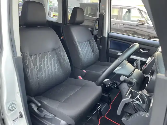 トヨタ タンク カスタムG－T 東京都 2019(令1)年 8.3万km ブラックマイカメタリック/パールホワイト2トーン カロッツェリアナビ/バックモニター/衝突回避支援/車線逸脱警報機能/クリアランスソナー/クルーズコントロール/両側電動ドア/シートヒーター/アイドリングストップ/ETC/ドライブレコーダー