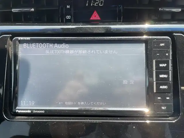 トヨタ ハリアー プレミアム 熊本県 2018(平30)年 6.9万km ホワイトパールクリスタルシャイン 社外ナビ/・AM/FM/CD/DVD/SD/iPod/BT/・フルセグTV/バックカメラ/トヨタセーフティセンス/・レーンディパーチャーアラート/・インテリジェントクリアランスソナー/・プリクラッシュセーフティ/・レーダークルーズコントロール/前後コーナーセンサー/革巻きステアリング/・ステアリングリモコン/・オートチルトアウェイ＆リターン機能/ハーフレザーシート/・D席パワーシート/オートライト/・LEDライト/電動格納ミラー/・ウィンカーミラー/MODELISTA/電動サイドブレーキ/・ホールドボタン/ETC/パワーバックドア/純正ドアバイザー/純正フロアマット/純正アルミホイール/スマートキー