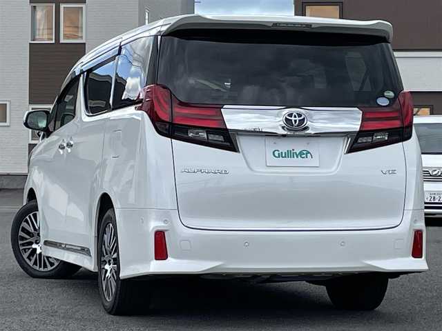 トヨタ アルファード SA Cパッケージ 道央・札幌 2016(平28)年 3.1万km ホワイトパールクリスタルシャイン ４WD/ワンオーナー/寒冷地仕様/JBLプレミアムサウンドシステム/純正メーカーナビ/CD/DVD/BD/BT/フルセグ/純正フリップダウンモニター/トヨタセーフティセンス/プリクラッシュセーフティ/横滑り防止装置/レーダークルーズコントロール/パーキングアシスト/クリアランスソナー/バックカメラ/ビルトインETC/ワイパーデアイサー/両側パワースライドドア/パワーバックドア/前席/２列目パワーシート/D席メモリーシート/前席シートヒーター/N席/２列目オットマン/レザーシート/革巻きウッドコンビステアリング/ステアリングリモコン/ハンドルヒーター/AC100V/置くだけ充電/電動パーキング/ブレーキホールド/自動防眩ミラー/MTモード付AT/プッシュスタート/スマートキー/LEDヘッドライト/オートライト/オートハイビーム/フォグランプ/電動格納ミラー/ウィンカーミラー/純正フロアマット/ドアバイザー/スペアキー