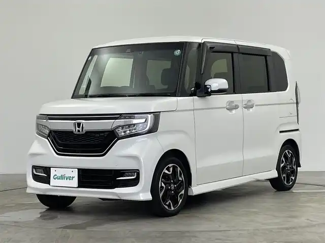 ホンダ Ｎ ＢＯＸ G L ターボ ホンダセンシング 群馬県 2019(平31)年 2.2万km プラチナホワイトパール 純正８型ナビ　Ｂカメラ　Ｈセンシング　衝突軽減　レーダークルーズ　ＡＨＢ　ＬＥＤヘッド　ＬＥＤフォグ　パドルシフト　両側パワスラ　ビルトインＥＴＣ　前ドラレコ　プッシュスタート　純正アルミ　禁煙車