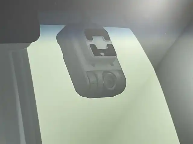 ホンダ Ｎ ＢＯＸ G L ターボ ホンダセンシング 群馬県 2019(平31)年 2.2万km プラチナホワイトパール 純正８型ナビ　Ｂカメラ　Ｈセンシング　衝突軽減　レーダークルーズ　ＡＨＢ　ＬＥＤヘッド　ＬＥＤフォグ　パドルシフト　両側パワスラ　ビルトインＥＴＣ　前ドラレコ　プッシュスタート　純正アルミ　禁煙車