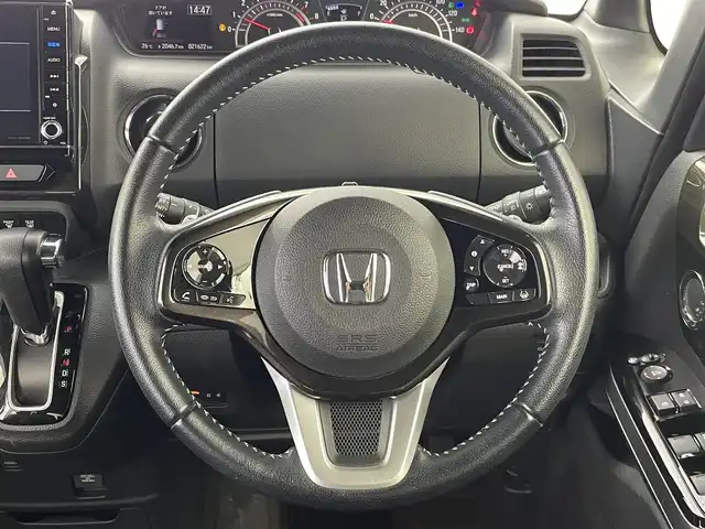 ホンダ Ｎ ＢＯＸ G L ターボ ホンダセンシング 群馬県 2019(平31)年 2.2万km プラチナホワイトパール 純正８型ナビ　Ｂカメラ　Ｈセンシング　衝突軽減　レーダークルーズ　ＡＨＢ　ＬＥＤヘッド　ＬＥＤフォグ　パドルシフト　両側パワスラ　ビルトインＥＴＣ　前ドラレコ　プッシュスタート　純正アルミ　禁煙車