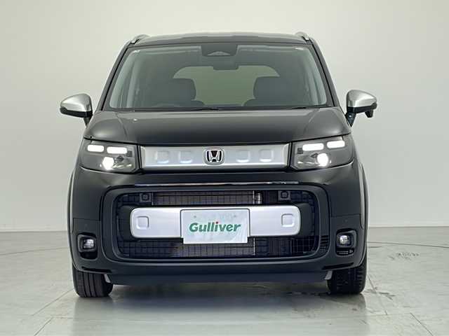 ホンダ フリード ハイブリット e:HEV クロスター 愛知県 2025(令7)年 0.1千km クリスタルブラックパール 登録済未使用車/ホンダセンシング/・衝突軽減ブレーキ/・誤発進抑制機能/・後方誤発進抑制機能/・近距離衝突軽減ブレーキ/・歩行者事故低減ステアリング/・路外逸脱抑制機能/・渋滞追従付アダプティブクルーズコントロール/・トラフィックアラート/・先行車発進のお知らせ/・オートハイビーム/・パーキングセンサー/純正ナビ/・AppleCarPlay/Android Auto/・Bluetooth/・フルセグTV/・FM/AM/バックカメラ/両側パワースライドドア/純正アルミホイール/ハーフレザーシート/シートヒーター/LEDヘッドライト/スマートキー/プッシュスタート/横滑り防止装置