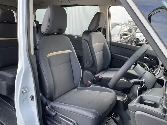 日産 セレナ e－パワー ハイウェイスター V 東京都 2025(令7)年 0.1千km プリズムホワイト 登録済未使用車/純正12.3型ナビ/フルセグTV/Bluetooth/インテリジェントルームミラー/プロパイロット/アラウンドビューモニター/ハンズフリーオートスライドドア/ETC2.0/前後ドライブレコーダー