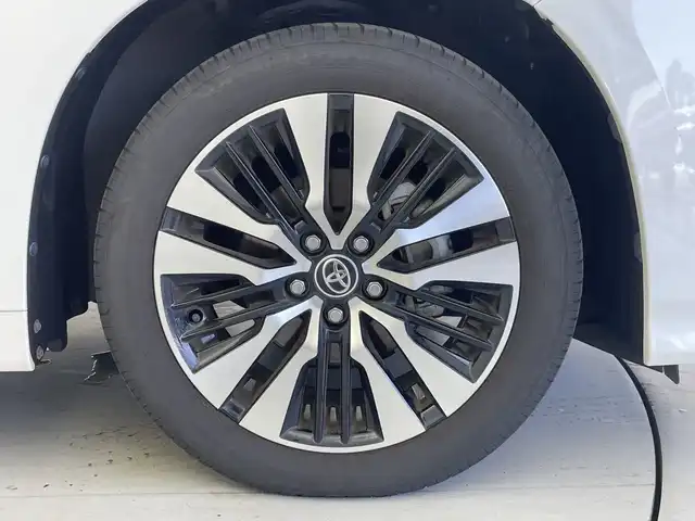 トヨタ アルファード S Cパッケージ 愛知県 2022(令4)年 1.9万km ホワイトパールクリスタルシャイン 純正ビルトインナビ/・Ｂｌｕｅｔｏｏｔｈ/・フルセグ/・AM/FM/・Miracast/純正CD/DVDプレーヤー/ツインムーンルーフ/前後ミラー型ドライブレコーダー/ビルトインＥＴＣ/純正後席モニター/両側パワースライドドア/アダプティブクルーズコントロール/バックカメラ/ステアリングヒーター/ＬＴＡ（レーントレーシングアシスト）/ＰＫＳＢ（パーキングサポートブレーキ）/ＰＣＳ（プリクラッシュセーフティ）/ＲＳＡ（ロードサインアシスト）/前席シートヒーター・エアシート/パワーバックドア
