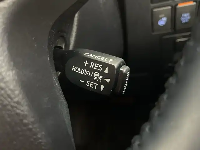トヨタ アルファード S Cパッケージ 愛知県 2022(令4)年 1.9万km ホワイトパールクリスタルシャイン 純正ビルトインナビ/・Ｂｌｕｅｔｏｏｔｈ/・フルセグ/・AM/FM/・Miracast/純正CD/DVDプレーヤー/ツインムーンルーフ/前後ミラー型ドライブレコーダー/ビルトインＥＴＣ/純正後席モニター/両側パワースライドドア/アダプティブクルーズコントロール/バックカメラ/ステアリングヒーター/ＬＴＡ（レーントレーシングアシスト）/ＰＫＳＢ（パーキングサポートブレーキ）/ＰＣＳ（プリクラッシュセーフティ）/ＲＳＡ（ロードサインアシスト）/前席シートヒーター・エアシート/パワーバックドア