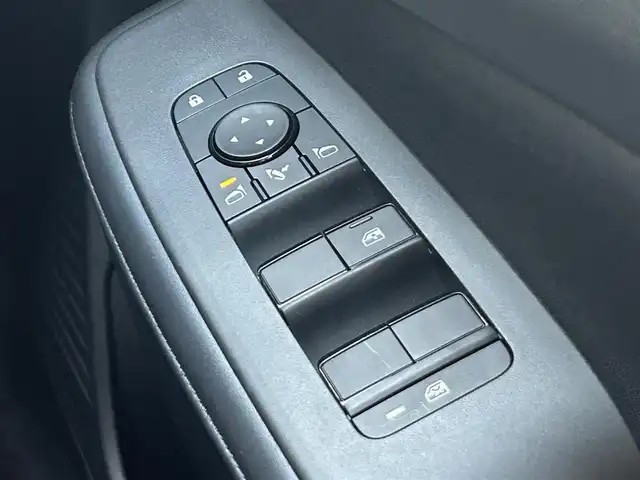 日産 ノート X 福島県 2025(令7)年 0.5万km グレー ９インチ純正ナビ/ドラレコ/フルセグTV/追従クルコン/アラウンドビューモニター/全方位車外カメラ/純正16AW/プッシュスタート/ビルトインETC2.0/LEDヘッドライト/ABS/デジタルルームミラー/LEDオートハイビーム