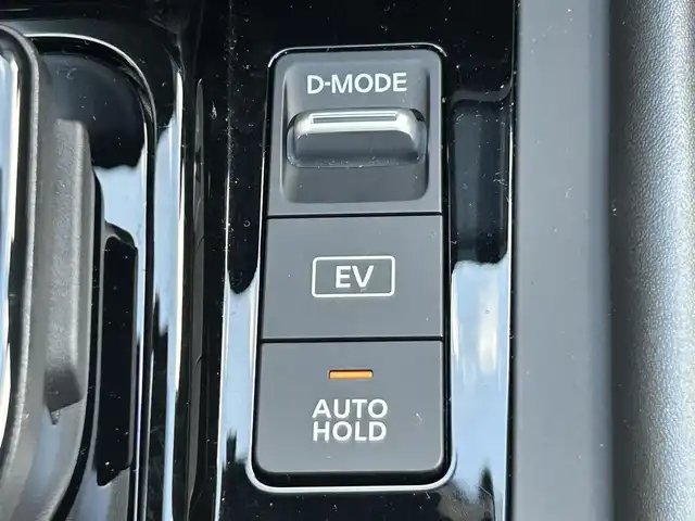 日産 ノート X 福島県 2025(令7)年 0.5万km グレー ９インチ純正ナビ/ドラレコ/フルセグTV/追従クルコン/アラウンドビューモニター/全方位車外カメラ/純正16AW/プッシュスタート/ビルトインETC2.0/LEDヘッドライト/ABS/デジタルルームミラー/LEDオートハイビーム