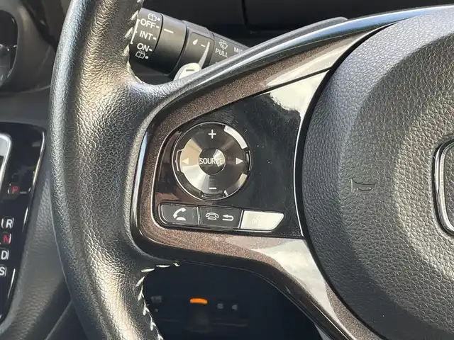 ホンダ Ｎ ＢＯＸ 東京都 2018(平30)年 6.9万km クリスタルブラックパール 純正８インチナビ/・CD/DVD/BT/AM/FM/Music Rack/フルセグ/バックビューモニター/両側パワースライドドア/アダプティブクルーズコントロール/ＥＣＯＮ/ビルトインＥＴＣ/車線逸脱警報システム/パドルシフト/純正フロアマット/ホンダセンシング/オートリトラミラー/プラズマクラスター技術搭載フルオートエアコン