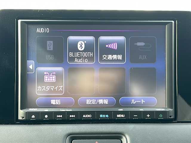 ホンダ ヴェゼル ハイブリッド e:HEV X 三重県 2022(令4)年 4.9万km クリスタルブラックパール 純正８型ナビ　/バックカメラ　/ＥＴＣ　/前後コーナーセンサー　/ＵＳＢ給電ポート/レーダークルーズコントロール　/レーンキープアシスト　/衝突軽減ブレーキ/パドルシフト　/ダウンヒルアシストコントロール/ステアリングスイッチ/ＬＥＤヘッドライト/オートハイビーム　/オートライト/フロアマット/電子パーキング/電動格納ミラー/禁煙車