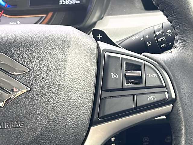 スズキ スペーシア ギア HYBRID XZターボ 岐阜県 2019(平31)年 3.6万km ピュアホワイトP 8インチSDナビ/フルセグ/BT/CD/DVD/バックカメラ/スズキセーフティサポート/・デュアルカメラブレーキサポート/・誤発進抑制機能（前方・後方）/・後退時ブレーキサポート/・車線逸脱警報機能/・車線逸脱抑制機能/・標識認識機能/・先行車発進お知らせ機能/・ハイビームアシスト/・クルーズコントロール/コーナーセンサー/前席シートヒーター/前方ドライブレコーダー/ビルトインETC/両側パワースライドドア/パドルシフト/サーキュレーター/純正フロアマット/ルーフレール/プッシュスタート/LEDヘッドライト/フォグランプ/スマートキー