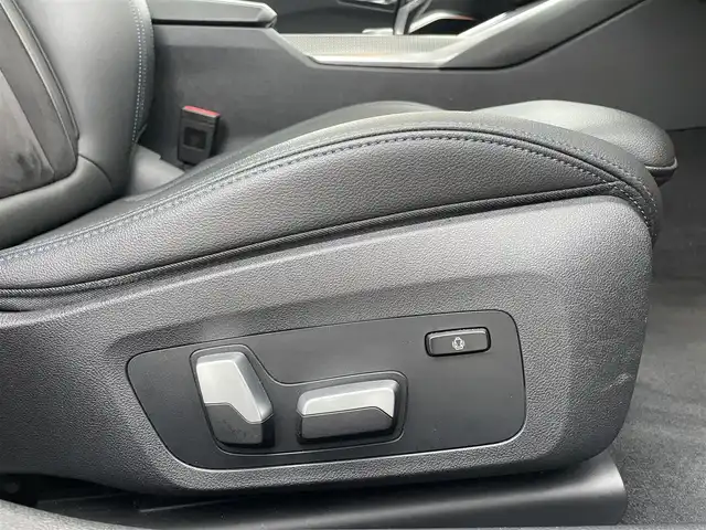 ＢＭＷ ３２０ｄ xDrive ツーリング Mスポーツ 東京都 2022(令4)年 2万km ミネラルグレー パノラマスライディングルーフ/ライブコックピット/アダプティブクルーズコントロール/ブラインドスポットモニター/衝突被害軽減ブレーキ/バックモニター/純正LEDヘッドライト/ワイヤレスチャージ/シートヒーター/ハーフレザー/パドルシフト/ETC2.0/ステアリングスイッチ/電動リアゲート/純正ナビ/バックモニター