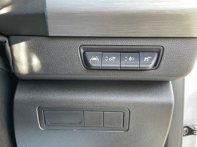 ルノー ルノー カングー インテンス 東京都 2023(令5)年 1.7万km シルバー 車体色　KQA　グリハイランド/取扱説明書/新車時保証書/記録簿/レーンセンタリングアシスト/アダプティブクルーズコントロール/ブラインドスポットモニター/ディスプレイオーディオ/【USB/Bluetooth接続】/バックカメラ　ETC/ドライブレコーダー（前後）/ハーフレザーシート/LEDヘッドライト/リアコーナーセンサー/サイド/カーテンエアバッグ/スマートキー×２/社外16インチアルミ【ENKEI】