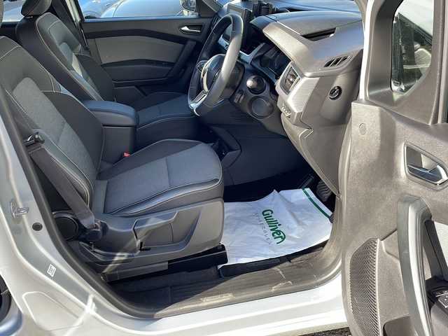 ルノー ルノー カングー インテンス 東京都 2023(令5)年 1.7万km シルバー 車体色　KQA　グリハイランド/取扱説明書/新車時保証書/記録簿/レーンセンタリングアシスト/アダプティブクルーズコントロール/ブラインドスポットモニター/ディスプレイオーディオ/【USB/Bluetooth接続】/バックカメラ　ETC/ドライブレコーダー（前後）/ハーフレザーシート/LEDヘッドライト/リアコーナーセンサー/サイド/カーテンエアバッグ/スマートキー×２/社外16インチアルミ【ENKEI】