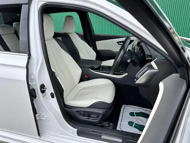 トヨタ クラウン ハイブリッド RS アドバンス 宮城県 2021(令3)年 6.3万km プレシャスホワイトパール セーフティパッケージプラス/・デジタルインナーミラー/・パーキングサポートブレーキ/リアカメラディテクション/・パノラミックビューモニター/＝＝＝/モデリスタエアロ（F/S/R）/セーフティセンス/・レーントレーシングアシスト/・レーダークルーズコントロール/・プリクラッシュセーフティ/・アダプティブハイビーム/・ロードサインアシスト/・先行車発進告知機能/・ドライバー異常時対応システム/ブラインドスポットモニター/リアクロストラフィックオートブレーキ/リアクロストラフィックアラート/カラーヘッドアップディスプレイ/純正12.3インチナビ/・CD/DVD/・Blu-ray/・Bluetooth/・AppleCarPlay/AndroidAuto/・フルセグTV/ビルトインETC/ドライブレコーダー/本革シート/パワーシート（運転席メモリー機能付）/シートヒーター/ベンチレーション/革巻きステアリング/ステアリングヒーター/パドルシフト/電動パーキングブレーキ/ブレーキホールド/3眼LEDヘッドランプ/社外19インチAW（WORK）