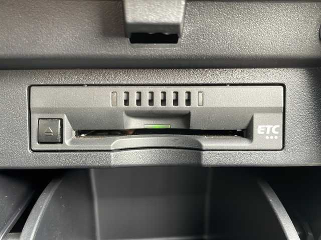 トヨタ アルファードハイブリット S タイプゴールド 岩手県 2021(令3)年 8.3万km スパークリングブラックパールクリスタルシャイン 8型ナビ フリップダウン 電動リアゲート TV 両側電動スライド バックC ビルドインETC DVD再生 レーダークルーズコントロール AC100Vコンセント 純正17インチAW オートLEDヘッドライト フォグランプ スマートキー