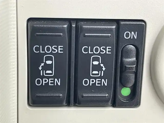 ダイハツ ムーヴ キャンバス G ブラックアクセント リミテッド SAⅢ 福岡県 2020(令2)年 2.3万km パールホワイトⅢ 純正ナビ／フルセグＴＶ　/パノラマモニター　/ＥＴＣ　/ナビ連動前方ドライブレコーダー　/コーナーセンサー　/衝突軽減ブレーキ　/アイドリングストップ　/両側電動スライドドア　/プッシュスタート　/スペアキー　/ＬＥＤヘッドライト