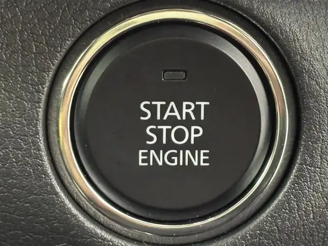 マツダ ＣＸ－３０ XD Lパッケージ 福岡県 2020(令2)年 2.5万km ソウルレッドクリスタルM 純正１０．２５型ナビ　/全方位カメラ　/ＢＯＳＥサウンド　/ＥＴＣ　/前後ドラレコ　/レーダークルコン　/コーナーセンサー　/衝突軽減ブレーキ　/レーンキープ　/ＢＳＭ　/シートヒーター　/ステアリングヒーター　/パワーバックドア/純正１８インチアルミホイール