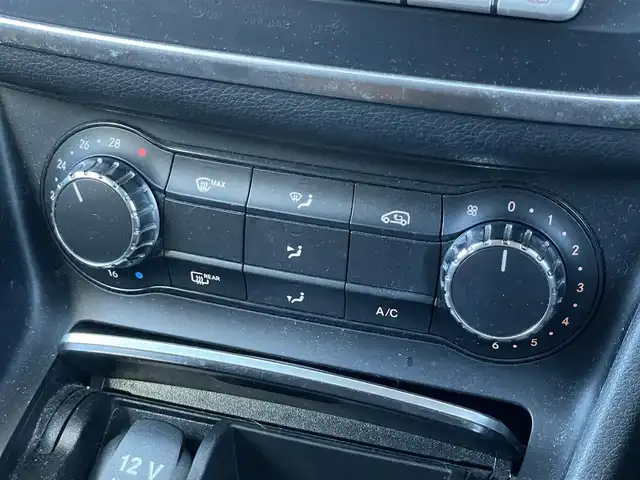 メルセデス・ベンツ ＣＬＡ１８０ Sブレイク AMG スタイル 鹿児島県 2019(平31)年 7.4万km マウンテングレー 純正HDDナビ/フルセグＴＶ/BT/USB/CD/DVD/ディストロニックプラスACC/バックカメラ/ETC/純正ドラレコ（SDなし)　/前後コーナーセンサー/ハーフレザーシート/シートヒーター/オートライト/ブラインドスポットモニター/レーンキープアシスト/パワーバックドア/18インチ純正アルミ