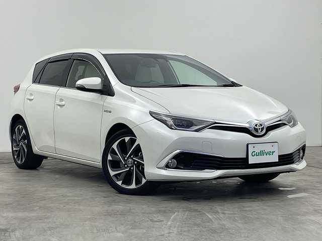 トヨタ オーリスハイブリッド Gパッケージ 群馬県 2016(平28)年 3.1万km ホワイトパールクリスタルシャイン 純正ナビ　衝突被害軽減システム　クルーズコントロール　バックカメラ　ステアリングスイッチ　電動格納ミラー　LEDヘッドライト　プッシュスタート　スマートキー　フォグライト　シートヒーター　禁煙車