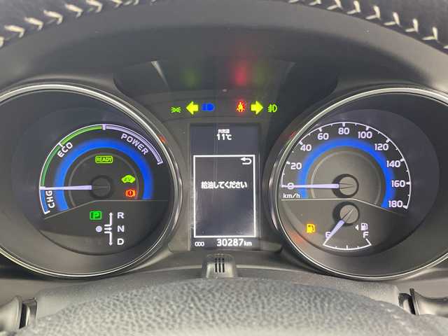 トヨタ オーリスハイブリッド Gパッケージ 群馬県 2016(平28)年 3.1万km ホワイトパールクリスタルシャイン 純正ナビ　衝突被害軽減システム　クルーズコントロール　バックカメラ　ステアリングスイッチ　電動格納ミラー　LEDヘッドライト　プッシュスタート　スマートキー　フォグライト　シートヒーター　禁煙車