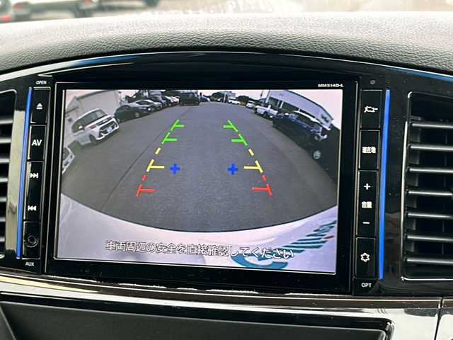 日産 エルグランド 250HWS プレミアム アーバンクロム 岡山県 2015(平27)年 5.2万km ブリリアントホワイトパール 純正メモリーナビ/バックカメラ　/純正フリップダウンモニター　/デジタルインナーミラー　/両側パワースライドドア　/ＩＭＰＡＬエアロ　/メモリー付パワーシート　/シートヒーター　/オットマン　/スマートキー　/ＥＴＣ/プッシュスタート/オートライト