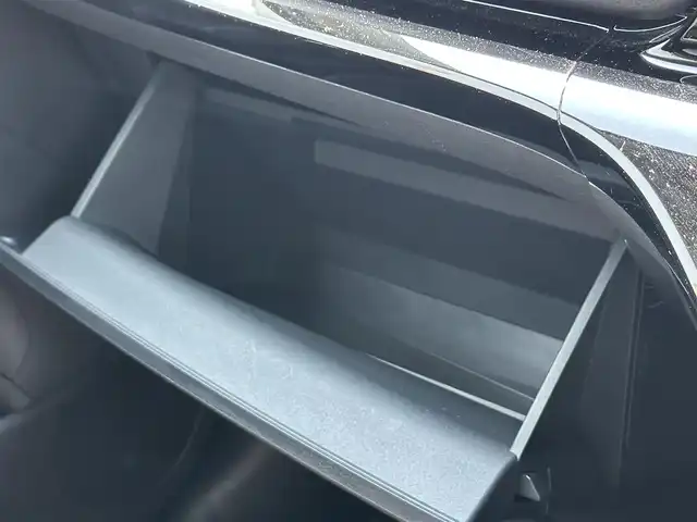 トヨタ アクア X 群馬県 2021(令3)年 7万km シルバー プリクラッシュセーフティ/クリアランスソナー/レーダークルーズコントロール/オートマチックハイビーム/ドライブレコーダー/ETC/バックカメラ/純正ナビゲーション/（Bluetooth/AM/FM/Miracast）