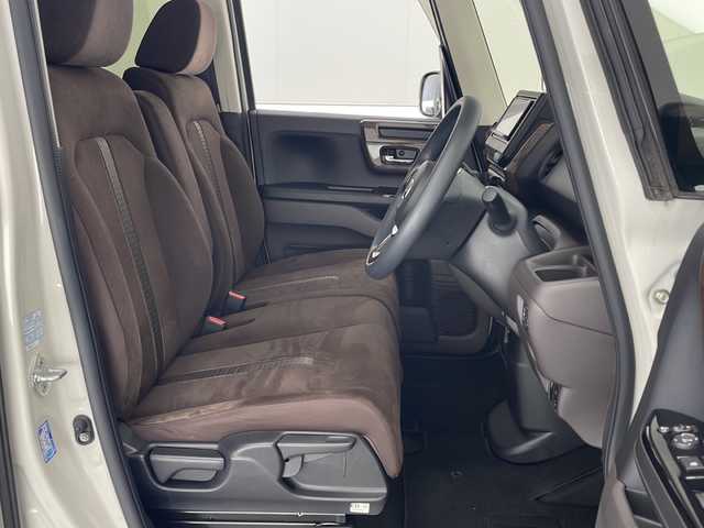 ホンダ Ｎ ＢＯＸ G･L ホンダセンシング カッパーブラウンスタイル 宮崎県 2019(令1)年 2.1万km プラチナホワイトパール 禁煙車/ホンダセンシング/社外ナビTV/（ケンウッド/MDV-D706BT/CD/DVD/フルセグTV)/社外バックカメラ/純正ビルトインETC/純正LEDオートライト/純正フロアマット/両側電動スライドドア/アダプティブクルーズコントロール/レーンディパーチャーアラート/クリアランスソナー/オートエアコン/ウインカードアミラー/スマートキー/プッシュエンジンスタート