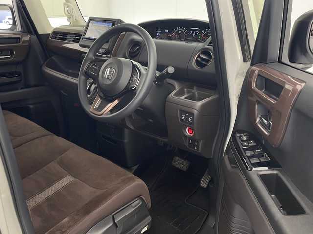 ホンダ Ｎ ＢＯＸ G･L ホンダセンシング カッパーブラウンスタイル 宮崎県 2019(令1)年 2.1万km プラチナホワイトパール 禁煙車/ホンダセンシング/社外ナビTV/（ケンウッド/MDV-D706BT/CD/DVD/フルセグTV)/社外バックカメラ/純正ビルトインETC/純正LEDオートライト/純正フロアマット/両側電動スライドドア/アダプティブクルーズコントロール/レーンディパーチャーアラート/クリアランスソナー/オートエアコン/ウインカードアミラー/スマートキー/プッシュエンジンスタート