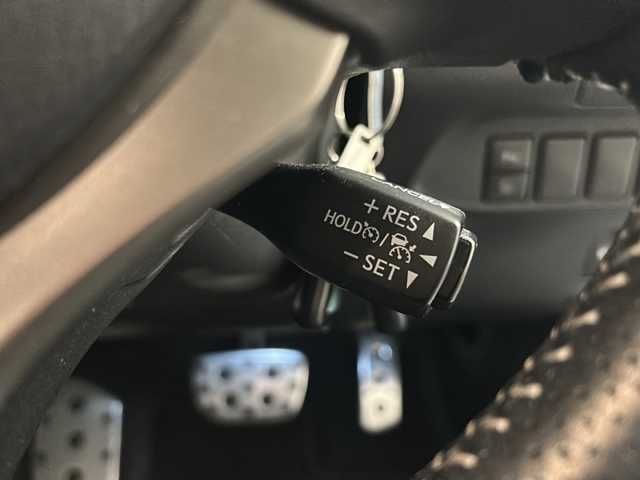 レクサス ＣＴ 200h Fスポーツ 新潟県 2018(平30)年 5.1万km グラファイトブラックガラスフレーク Fスポーツ専用本革シート/メモリ付きパワーシート/プリクラッシュブレーキ/レーダークルーズコントロール/純正SDナビ/(CD/DVD/BD/Bluetooth/フルセグTV)/バックカメラ/ETC2.0/ドライブレコーダー/パドルシフト/LEDヘッドライト/純正17インチアルミホイール/スマートキー/スペアキー/カードキー/保証書