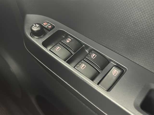 ダイハツ ミラ イース G リミテッド SAⅢ 愛知県 2018(平30)年 6.7万km スカイブルーメタリック 禁煙車/純正7インチナビ/（CD/DVD/Bluetooth/フルセグTV/SD）/バックカメラ/スマートアシストIII/・衝突軽減ブレーキ/・レーンキープアシスト/・オートマチックハイビーム/・誤発進抑制機能/クリアランスソナー/ETC/シートヒーター/ベンチシート/純正アルミホイール/スマートキー/スペアキー有/純正フロアマット/LEDヘッドライト