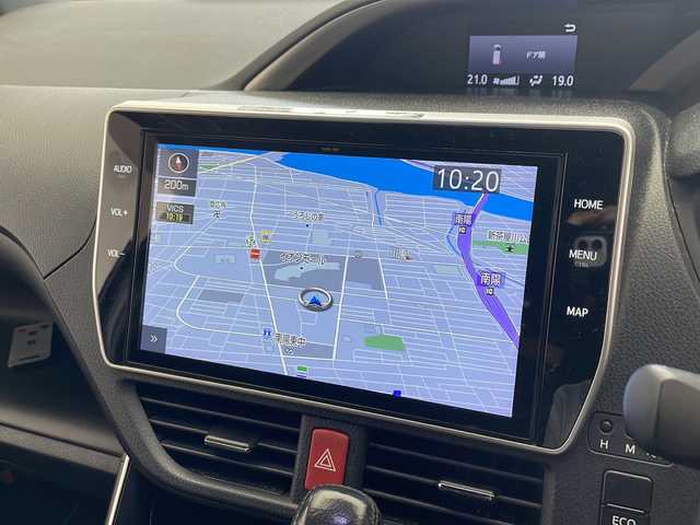 トヨタ ヴォクシー ZS 煌Ⅱ 愛知県 2019(令1)年 8.1万km ブラック 衝突被害軽減ブレーキ/純正SDナビ（あり）/フリップダウンモニター/両側パワースライドドア/フルセグTV/CD DVD/Bluetooth/バックカメラ/コーナーセンサー/純正アルミホイール/LEDヘッドライト/リアオートエアコン/オートマチックハイビーム/ドライブレコーダー/ETC/ステアリングスイッチ/スマートキー/プッシュスタート
