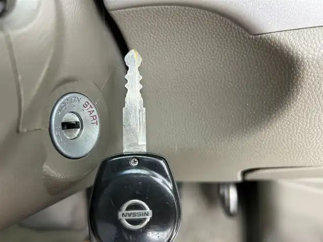 日産 ＮＶ１００クリッパー リオ G 茨城県 2014(平26)年 7万km スノーパールホワイト 社外ナビ/バックカメラ/フルセグ/両側電動スライドドア/オートステップ/ETC/シートヒーター/純正14インチAW