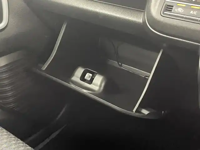 スズキ ハスラー HYBRID X 熊本県 2020(令2)年 3.9万km ブルーイッシュブラックパール3 ワンオーナー　/禁煙車　/社外ナビ（ＣＤ・ＤＶＤ・フルセグ・ＢＴ・ＳＤ・ｉｐｏｄ）/ビルトインＥＴＣ　/後ろのみコーナーセンサー　/前席シートヒーター/スズキセーフティサポート/・誤発進抑制機能/・車線逸脱警報/・ふらつき警報機能/・先行車発進お知らせ機能/・標識認識システム/・後退時ブレーキサポート/・後方誤発進抑制機能/横滑り防止/アイドリングストップ/純正フロアマット/純正１５インチAW/オートライト/LEDヘッドライト/フォグライト/スマートキー/プッシュスタート/スペアキー1本/保証書/取扱説明書