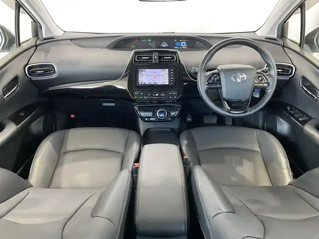 トヨタ プリウス Sツーリングセレクション 岐阜県 2019(令1)年 5.5万km パール 純正SDナビ/bluetooth/CD/DVD/ワンセグTV/純正ドライブレコーダー/バックカメラ/純正ビルトインETC/本革シート/追従式クルーズコントロール/アイドリングストップ