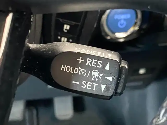 トヨタ プリウス Sツーリングセレクション 岐阜県 2019(令1)年 5.5万km パール 純正SDナビ/bluetooth/CD/DVD/ワンセグTV/純正ドライブレコーダー/バックカメラ/純正ビルトインETC/本革シート/追従式クルーズコントロール/アイドリングストップ