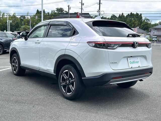 ホンダ ヴェゼル G 鹿児島県 2022(令4)年 4.9万km プラチナホワイトパール ホンダセンシング/KENWOODフローティング9インチナビ/　　BR/フルセグTV/バックカメラ/アダプティブクルーズコントロール/フルLEDヘッドライト/純正15インチアルミホイール/スマートキー/ETC
