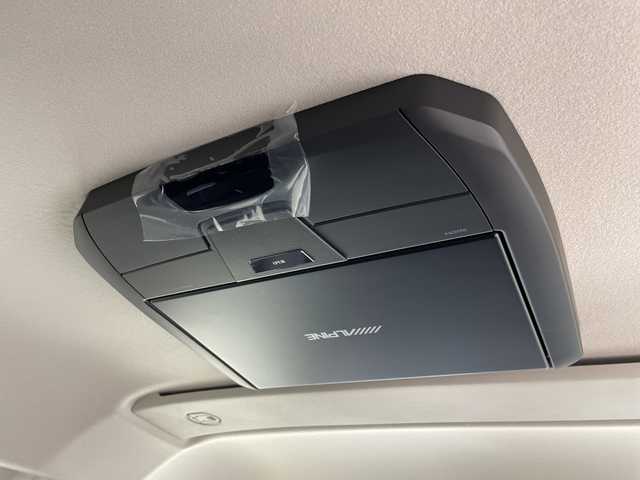 三菱 デリカＤ：５ シャモニー 神奈川県 2025(令7)年 0.1千km グラファイトグレーメタリック/ブラックマイカ 登録済未使用車/CHAMONIX (8人)/ステップレス/4WD/オリジナルナビ取付パッケージ＋リアモニター取付パッケージ(25/300)/D:5専用11型ナビゲーション(322300)/社外11型ナビ(EX11NX)/(CD/DVD/SD/MSV/BT/HDMI/フルセグTV/CarPlay)/マルチアラウンドモニター/12.8型後席用モニター(143550円)/e-Assist/BSM/アダプティブクルーズコントロール/オートマチックハイビーム/両側パワースライドドア/パワーバックドア/半革シート/前席シートヒーター/ステアリングヒーター/電動パーキングブレーキ/AC100V/プッシュスタート/スマートキー/LEDライト/オートライト/純正18インチアルミホイール