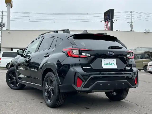 スバル クロストレック ツーリング 道東・釧路十勝 2023(令5)年 0.8万km クリスタルブラックシリカ ４ＷＤ/プッシュスタート/革巻きステアリング/MTモード付/寒冷地仕様/純正ナビ/(BT/USB/iPad/iPhone)/クルーズコントロール/(追従機能あり)/ステアリングスイッチ/ステアリングヒーター/バックカメラ/フルセグTV/シートヒータ/(前席)/エアシーター/(前席)/社外ETC/USB/タイプ入力端子/スマートキー/スペアキー/オートライト/フロントフォグランプ/純正17インチAW/保証書/取扱説明書