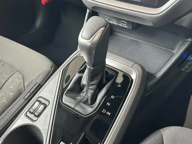 スバル クロストレック ツーリング 道東・釧路十勝 2023(令5)年 0.8万km クリスタルブラックシリカ ４ＷＤ/プッシュスタート/革巻きステアリング/MTモード付/寒冷地仕様/純正ナビ/(BT/USB/iPad/iPhone)/クルーズコントロール/(追従機能あり)/ステアリングスイッチ/ステアリングヒーター/バックカメラ/フルセグTV/シートヒータ/(前席)/エアシーター/(前席)/社外ETC/USB/タイプ入力端子/スマートキー/スペアキー/オートライト/フロントフォグランプ/純正17インチAW/保証書/取扱説明書