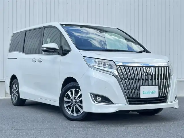 トヨタ エスクァイア Gi 群馬県 2019(令1)年 4.4万km ホワイトパールクリスタルシャイン 純正10インチ純正ナビ(CD/DVD/BT/SD)/フルセグTV/12インチフリップダウンモニター/インテリジェントクリアランスソナー/バックカメラ/ビルドインETC/クルーズコントロール/黒レザーシート/シートヒーター/両側パワースライドドア/純正15AW/ＬＥＤヘッドライト/オートハイビーム/ステアリングスイッチ/コンビハンドル/純正フロアマット/保証書/取扱説明書/スペアキー