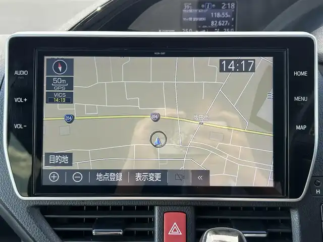 トヨタ エスクァイア Gi 群馬県 2019(令1)年 4.4万km ホワイトパールクリスタルシャイン 純正10インチ純正ナビ(CD/DVD/BT/SD)/フルセグTV/12インチフリップダウンモニター/インテリジェントクリアランスソナー/バックカメラ/ビルドインETC/クルーズコントロール/黒レザーシート/シートヒーター/両側パワースライドドア/純正15AW/ＬＥＤヘッドライト/オートハイビーム/ステアリングスイッチ/コンビハンドル/純正フロアマット/保証書/取扱説明書/スペアキー