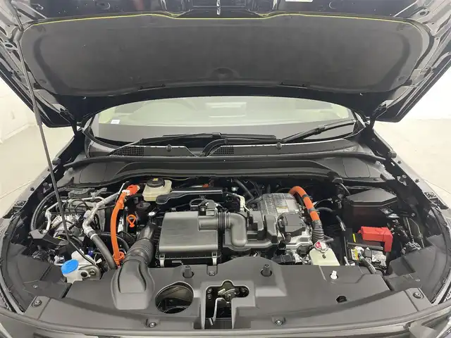 ホンダ ヴェゼル ハイブリッド e:HEV Z 茨城県 2025(令7)年 0.1千km クリスタルブラックパール 9インチHonda CONNECTディスプレー/・バックカメラ/・FM/AM/USB/Bluetooth/フルセグTV/・Apple CarPlay/Android　Auto/BSM/ワイヤレス受電/ビルドインETC2.0/パワーバックドア/ステアリングヒーター/運転席＆助手席シートヒーター/前後コーナーセンサー/Honda SENSING/・アダプティブクルーズコントロール/・誤発進抑制機能/・レーンキープアシスト/・近距離衝突軽減ブレーキ/パドルシフト/ハーフレザーシート/LEDヘッドライト/オートハイビーム/オートライト/オットマン