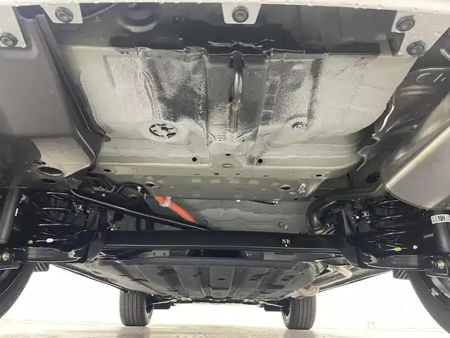 ホンダ ヴェゼル ハイブリッド e:HEV Z 茨城県 2025(令7)年 0.1千km クリスタルブラックパール 9インチHonda CONNECTディスプレー/・バックカメラ/・FM/AM/USB/Bluetooth/フルセグTV/・Apple CarPlay/Android　Auto/BSM/ワイヤレス受電/ビルドインETC2.0/パワーバックドア/ステアリングヒーター/運転席＆助手席シートヒーター/前後コーナーセンサー/Honda SENSING/・アダプティブクルーズコントロール/・誤発進抑制機能/・レーンキープアシスト/・近距離衝突軽減ブレーキ/パドルシフト/ハーフレザーシート/LEDヘッドライト/オートハイビーム/オートライト/オットマン