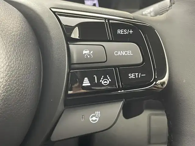 ホンダ ヴェゼル ハイブリッド e:HEV Z 茨城県 2025(令7)年 0.1千km クリスタルブラックパール 9インチHonda CONNECTディスプレー/・バックカメラ/・FM/AM/USB/Bluetooth/フルセグTV/・Apple CarPlay/Android　Auto/BSM/ワイヤレス受電/ビルドインETC2.0/パワーバックドア/ステアリングヒーター/運転席＆助手席シートヒーター/前後コーナーセンサー/Honda SENSING/・アダプティブクルーズコントロール/・誤発進抑制機能/・レーンキープアシスト/・近距離衝突軽減ブレーキ/パドルシフト/ハーフレザーシート/LEDヘッドライト/オートハイビーム/オートライト/オットマン