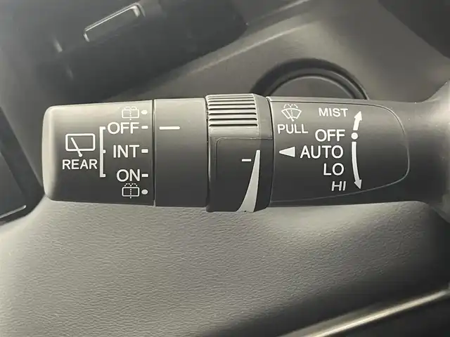 ホンダ ヴェゼル ハイブリッド e:HEV Z 茨城県 2025(令7)年 0.1千km クリスタルブラックパール 9インチHonda CONNECTディスプレー/・バックカメラ/・FM/AM/USB/Bluetooth/フルセグTV/・Apple CarPlay/Android　Auto/BSM/ワイヤレス受電/ビルドインETC2.0/パワーバックドア/ステアリングヒーター/運転席＆助手席シートヒーター/前後コーナーセンサー/Honda SENSING/・アダプティブクルーズコントロール/・誤発進抑制機能/・レーンキープアシスト/・近距離衝突軽減ブレーキ/パドルシフト/ハーフレザーシート/LEDヘッドライト/オートハイビーム/オートライト/オットマン