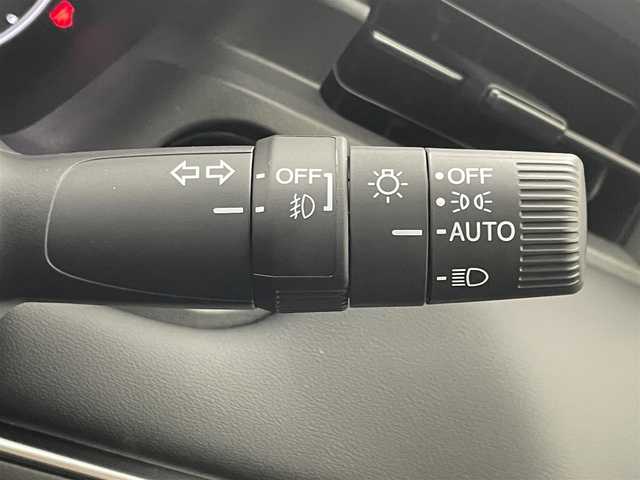 ホンダ ヴェゼル ハイブリッド e:HEV Z 茨城県 2025(令7)年 0.1千km クリスタルブラックパール 9インチHonda CONNECTディスプレー/・バックカメラ/・FM/AM/USB/Bluetooth/フルセグTV/・Apple CarPlay/Android　Auto/BSM/ワイヤレス受電/ビルドインETC2.0/パワーバックドア/ステアリングヒーター/運転席＆助手席シートヒーター/前後コーナーセンサー/Honda SENSING/・アダプティブクルーズコントロール/・誤発進抑制機能/・レーンキープアシスト/・近距離衝突軽減ブレーキ/パドルシフト/ハーフレザーシート/LEDヘッドライト/オートハイビーム/オートライト/オットマン