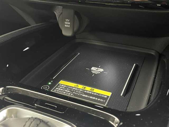 ホンダ ヴェゼル ハイブリッド e:HEV Z 茨城県 2025(令7)年 0.1千km クリスタルブラックパール 9インチHonda CONNECTディスプレー/・バックカメラ/・FM/AM/USB/Bluetooth/フルセグTV/・Apple CarPlay/Android　Auto/BSM/ワイヤレス受電/ビルドインETC2.0/パワーバックドア/ステアリングヒーター/運転席＆助手席シートヒーター/前後コーナーセンサー/Honda SENSING/・アダプティブクルーズコントロール/・誤発進抑制機能/・レーンキープアシスト/・近距離衝突軽減ブレーキ/パドルシフト/ハーフレザーシート/LEDヘッドライト/オートハイビーム/オートライト/オットマン